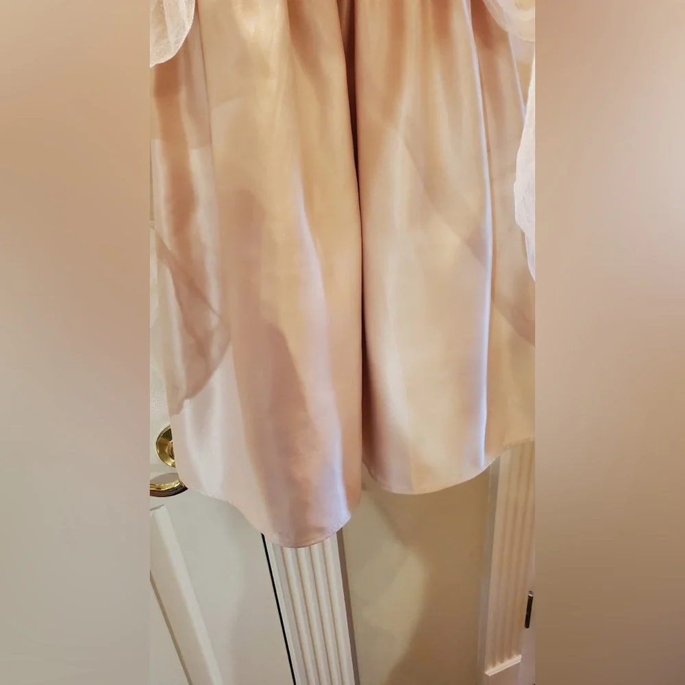 Sweet Kids USA Champagne and ivory lace Flower girl Dress. Sz.3